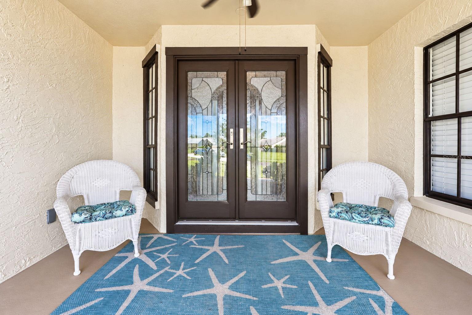 913 SUTTON PLACE, Palm Harbor, FL 34684