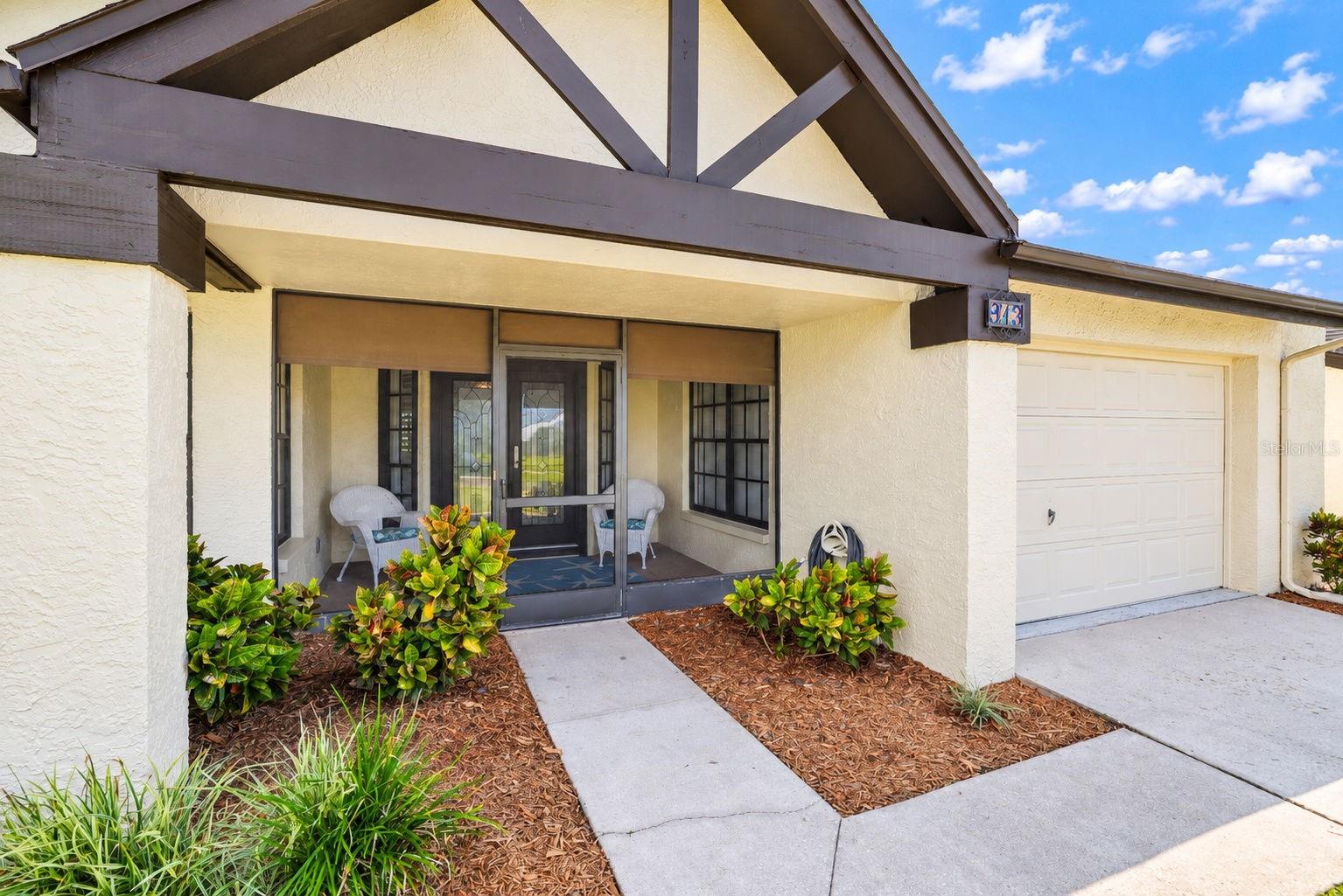 913 SUTTON PLACE, Palm Harbor, FL 34684
