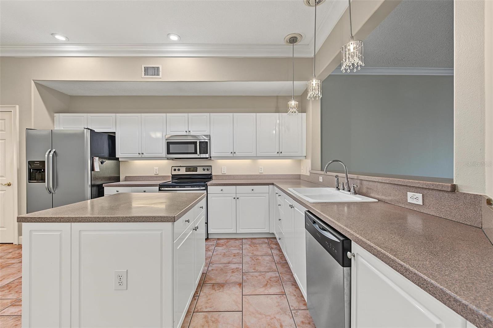 1626 LAGO VISTA BOULEVARD, Palm Harbor, FL 34685