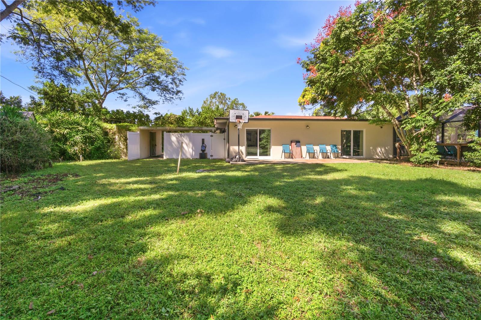 2608 OAKWOOD DRIVE, Largo, FL 33771