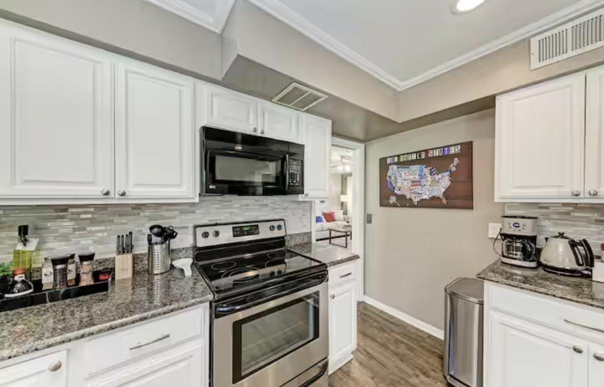 2608 OAKWOOD DRIVE, Largo, FL 33771