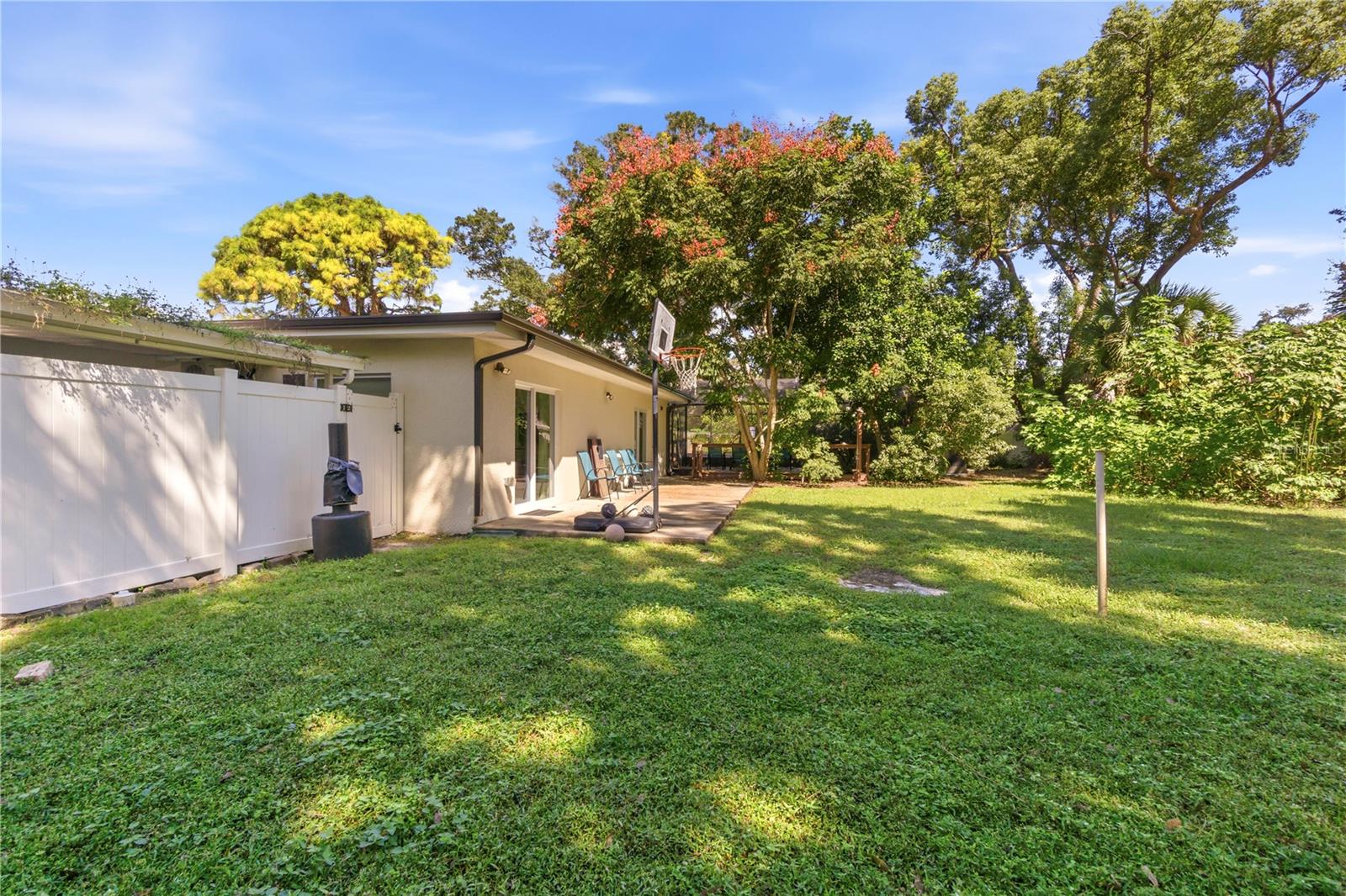 2608 OAKWOOD DRIVE, Largo, FL 33771