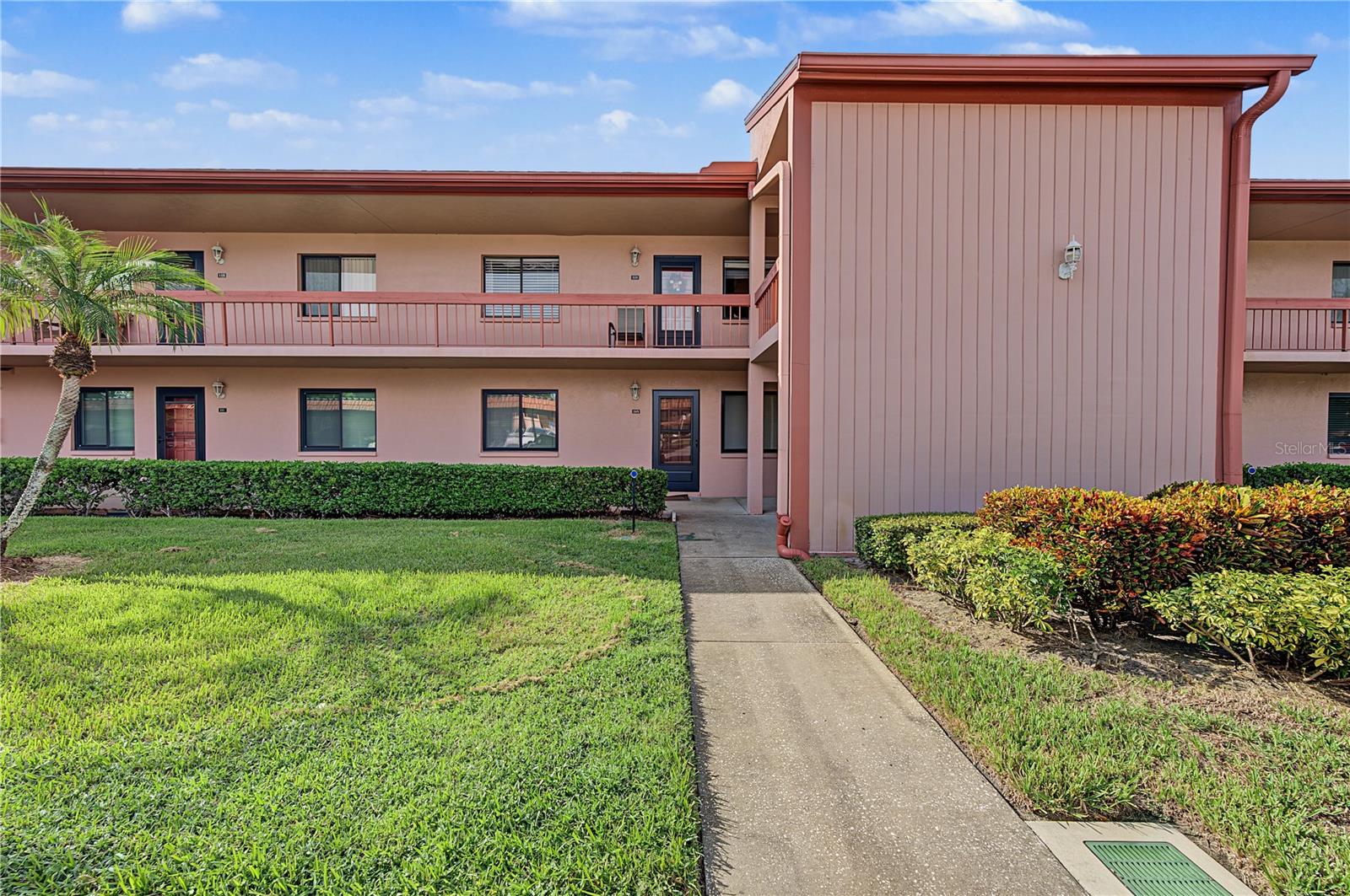 110 LAKESIDE COURT, #110, Oldsmar, FL 34677