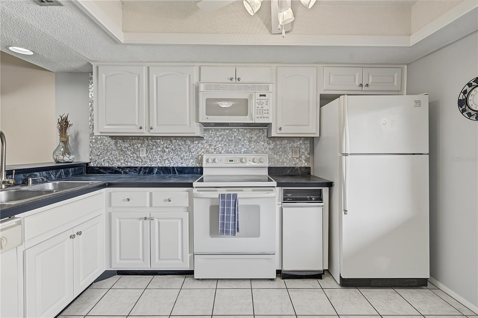 110 LAKESIDE COURT, #110, Oldsmar, FL 34677 110 LAKESIDE COURT, #110, Oldsmar, FL 34677