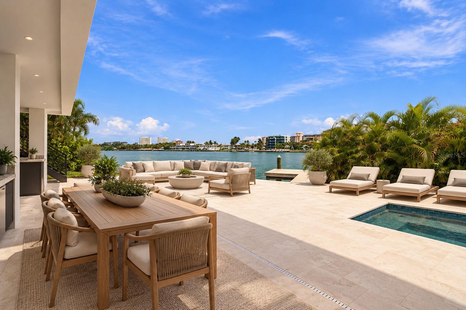 7176 S SHORE DRIVE S, South Pasadena, FL 33707