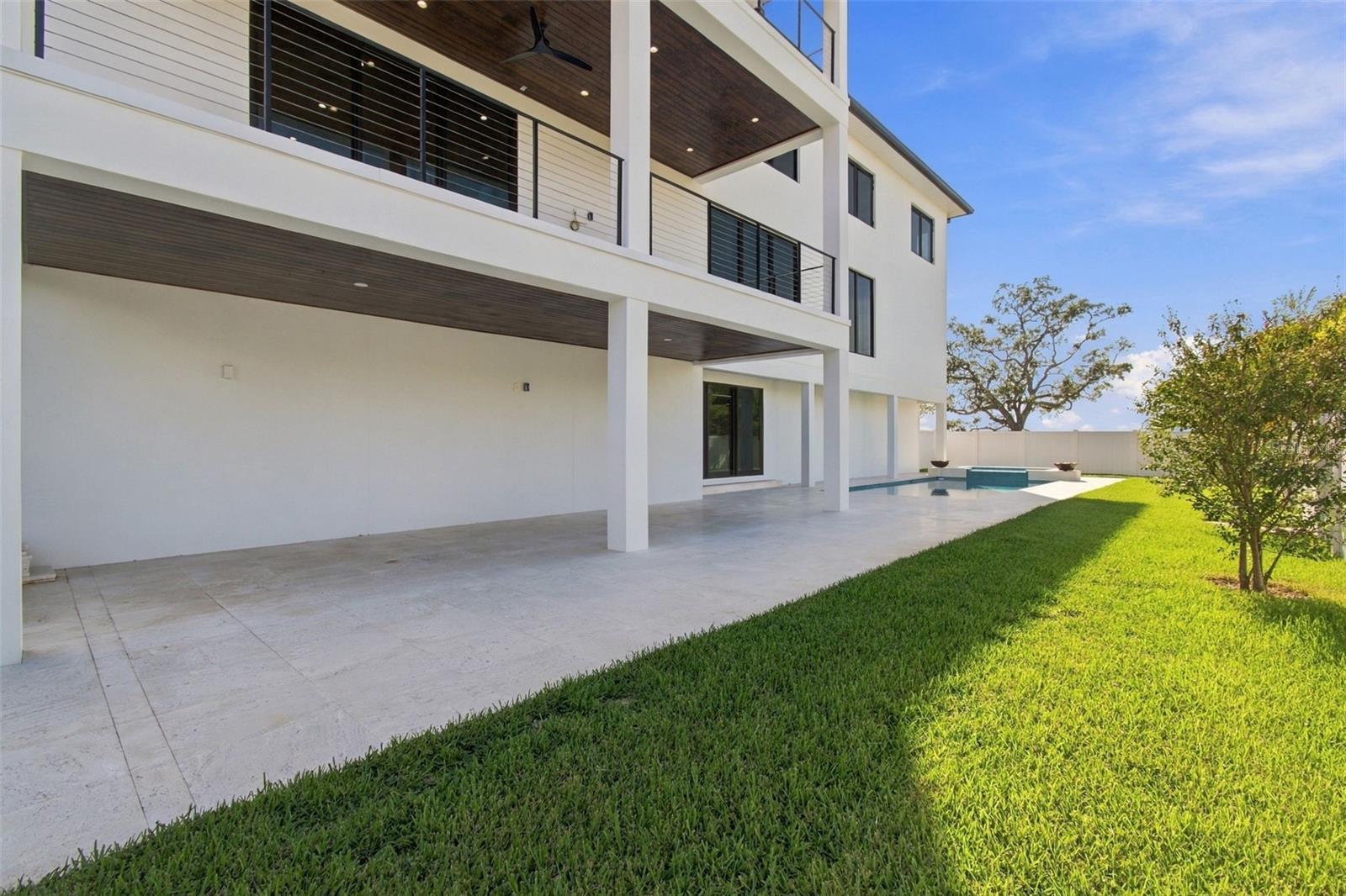 5023 W LEONA STREET, Tampa, FL 33629
