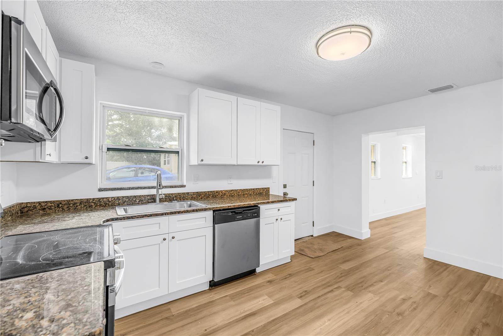 1306 E NEW ORLEANS AVENUE, Tampa, FL 33603