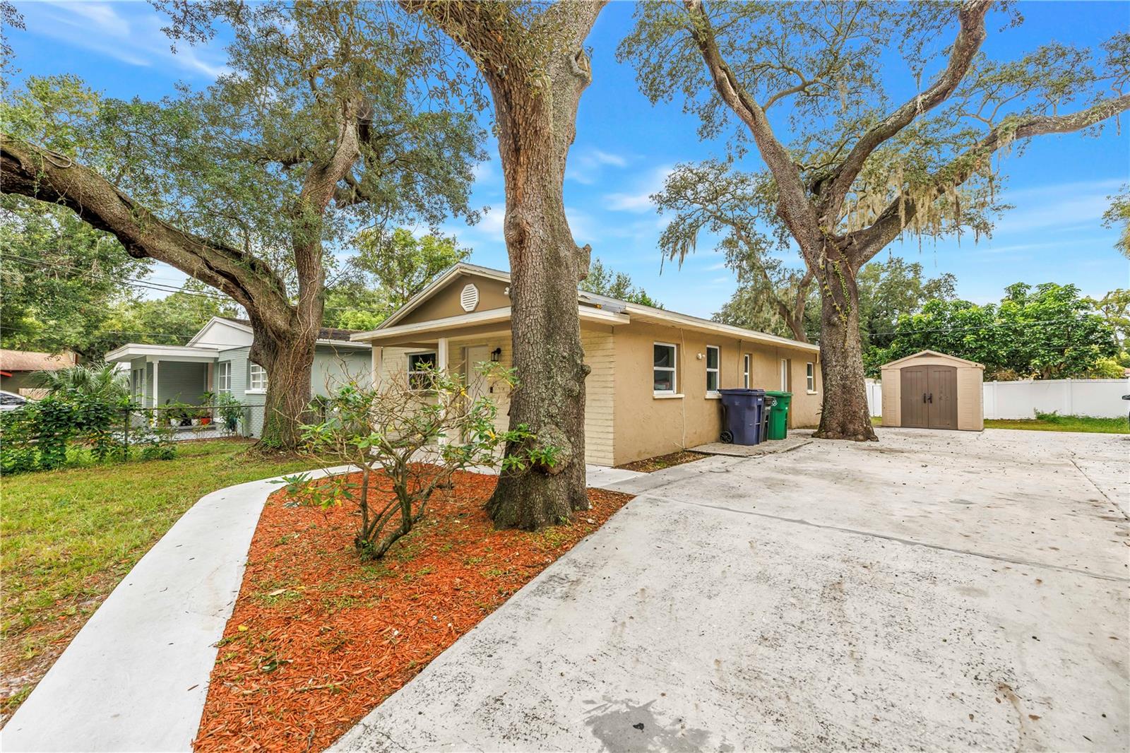 1306 E NEW ORLEANS AVENUE, Tampa, FL 33603