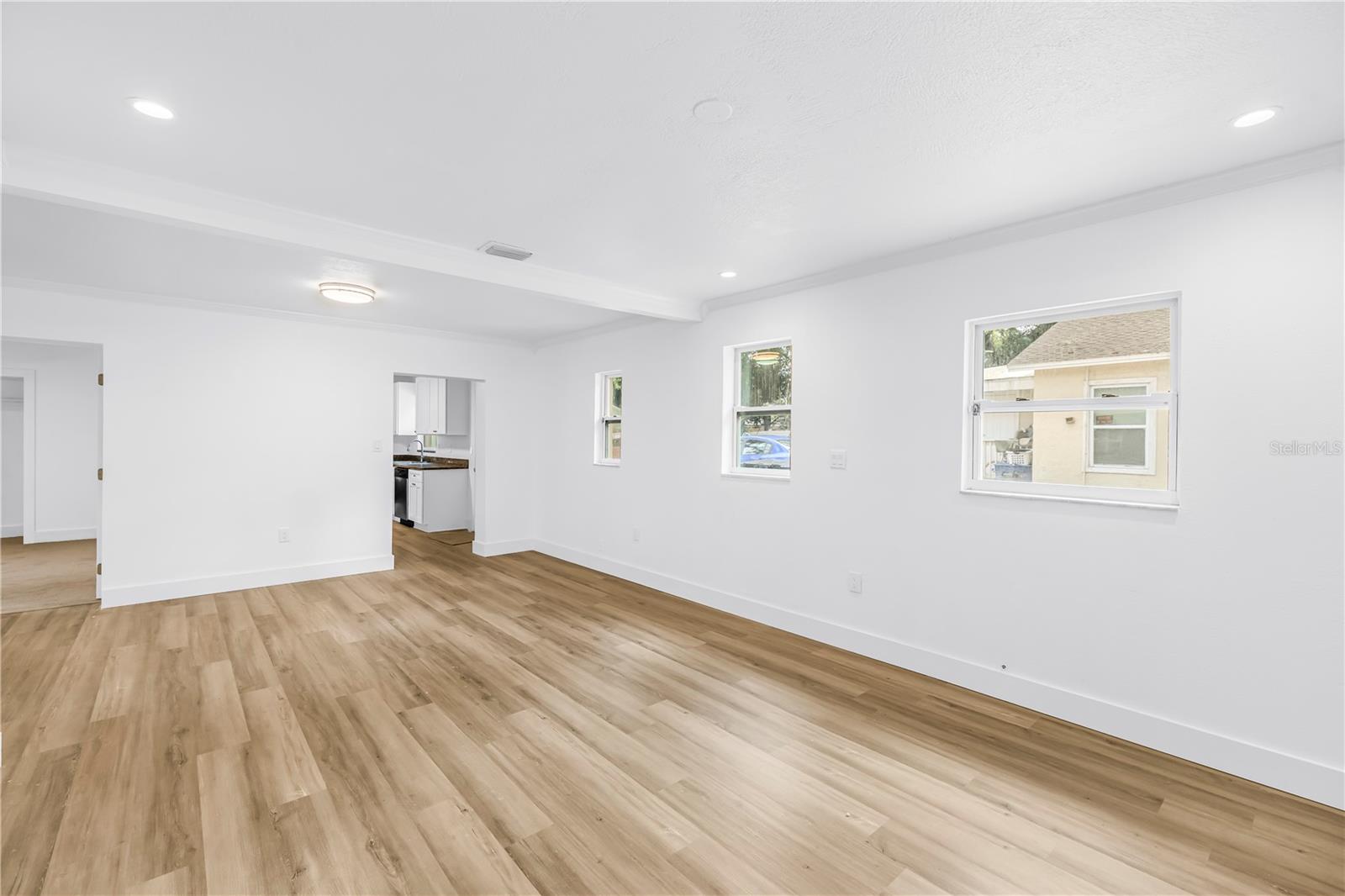 1306 E NEW ORLEANS AVENUE, Tampa, FL 33603