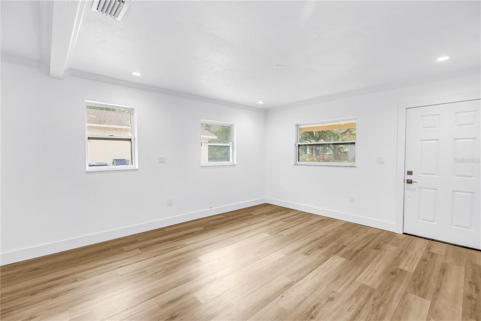 1306 E NEW ORLEANS AVENUE, Tampa, FL 33603
