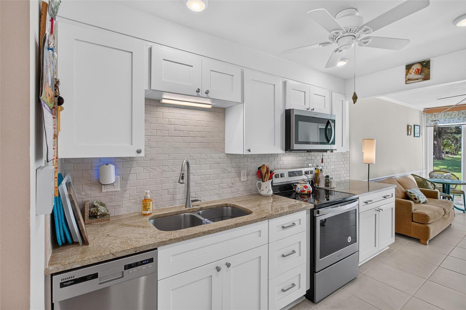 5095 BAY STREET NE, #104, St Petersburg, FL 33703