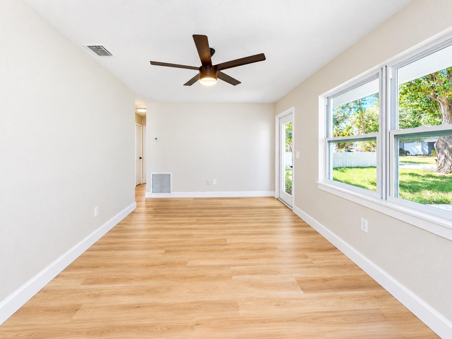 5020 10TH AVENUE N, St Petersburg, FL 33710