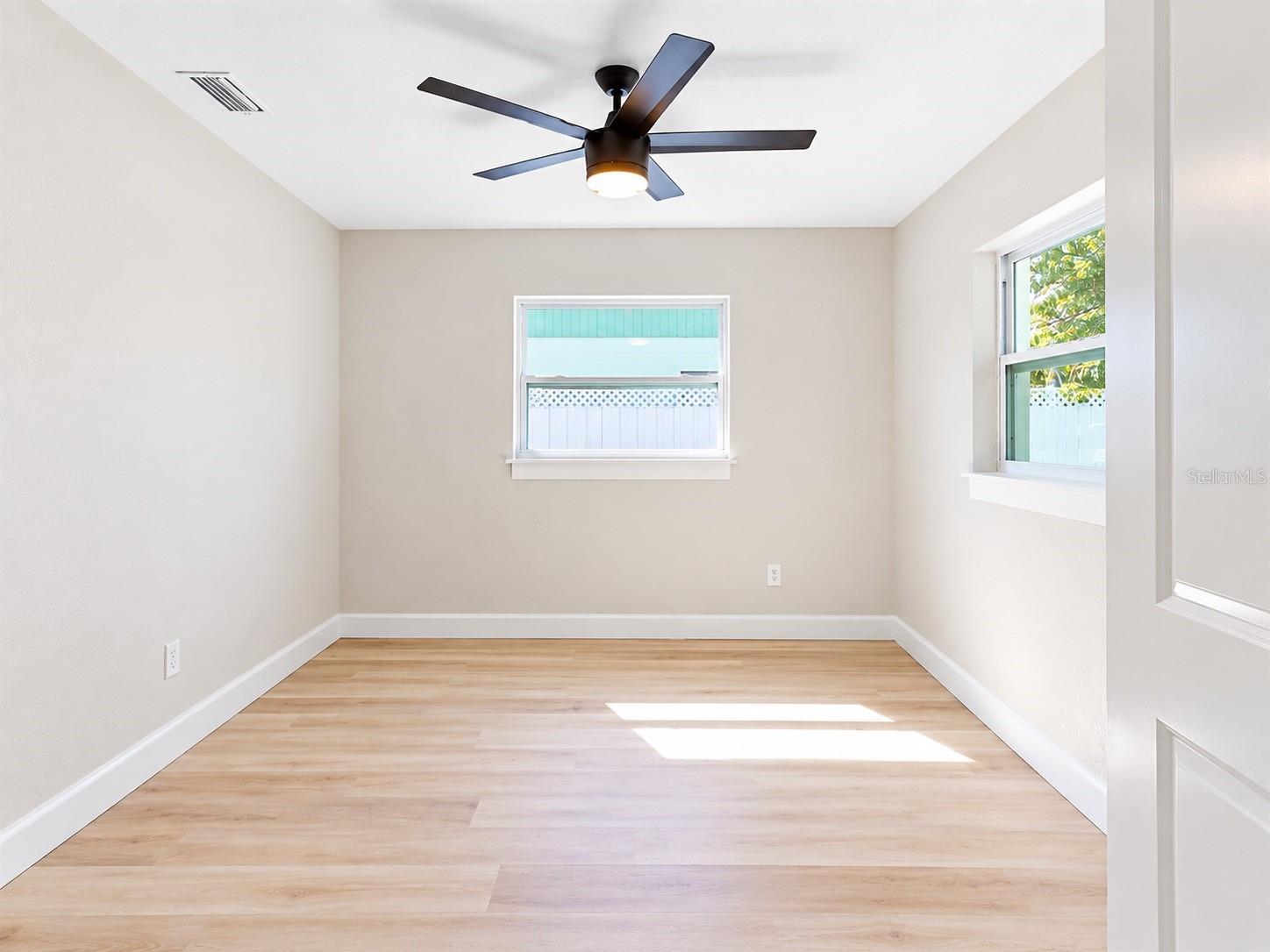 5020 10TH AVENUE N, St Petersburg, FL 33710