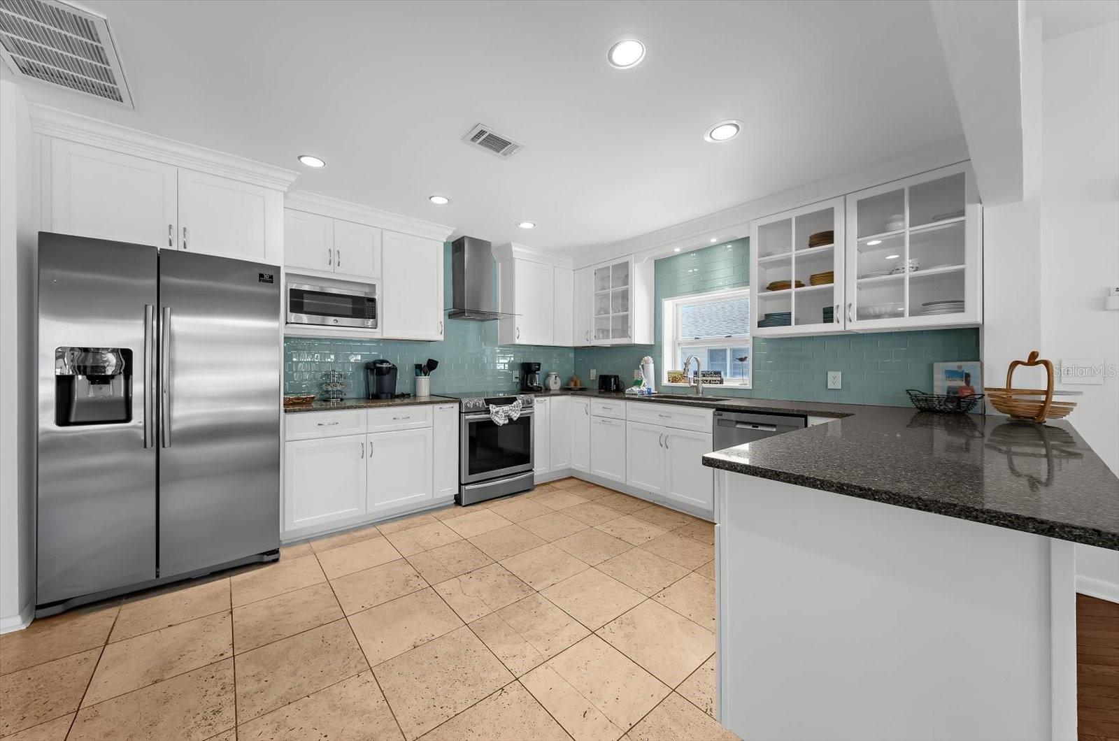 19 CAMBRIA STREET, Clearwater, FL 33767