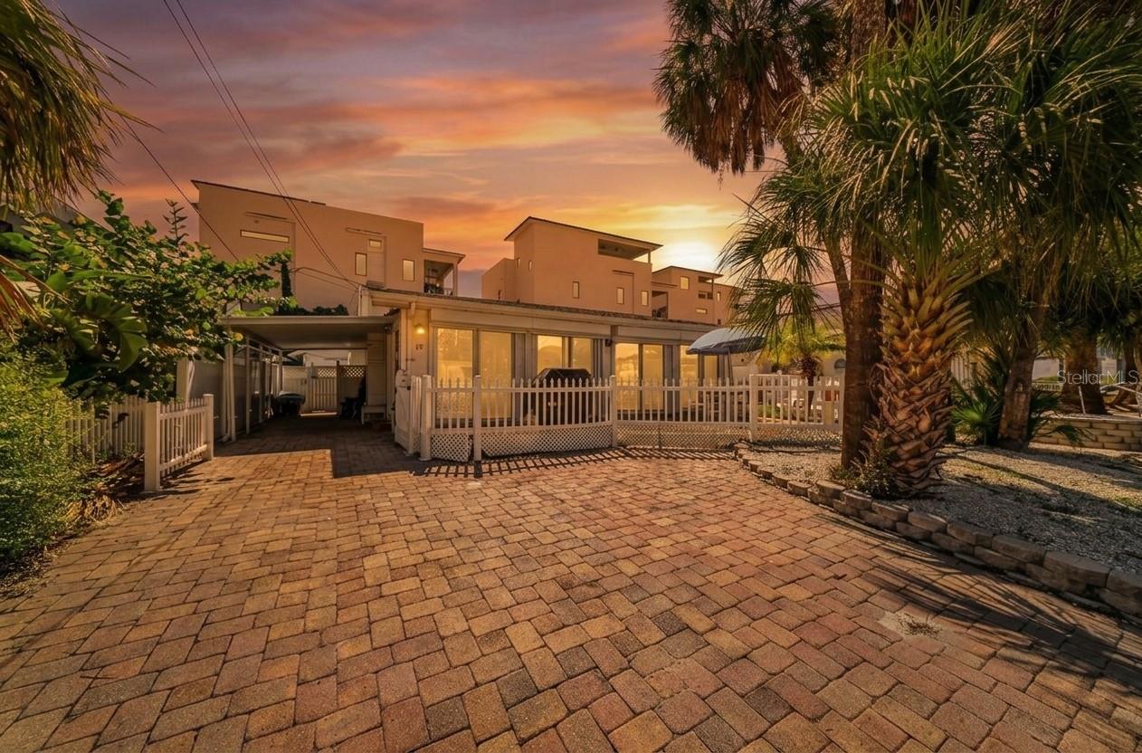 19 CAMBRIA STREET, Clearwater, FL 33767