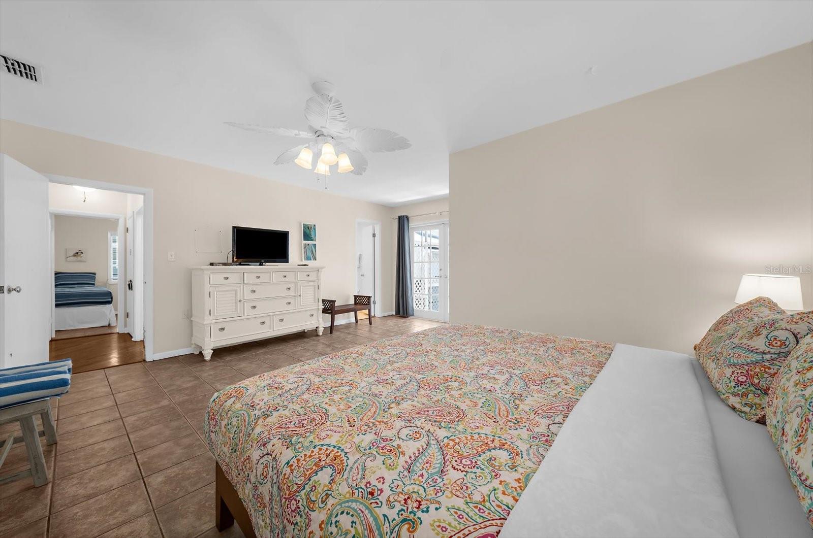 19 CAMBRIA STREET, Clearwater, FL 33767