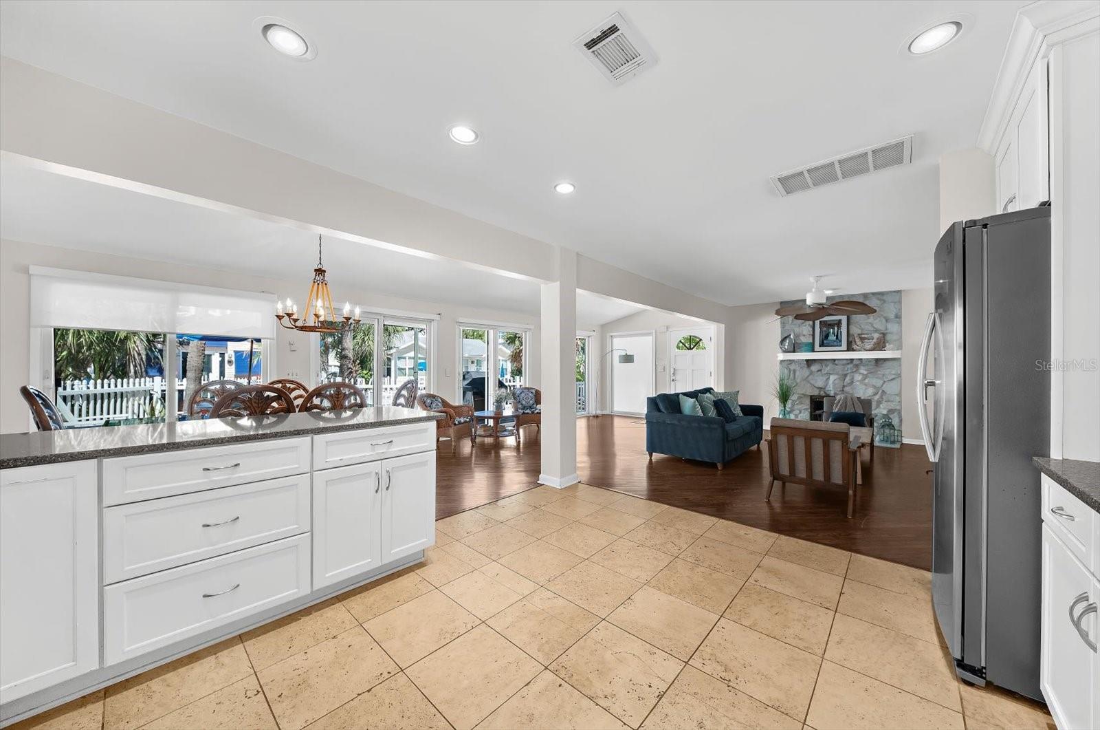 19 CAMBRIA STREET, Clearwater, FL 33767