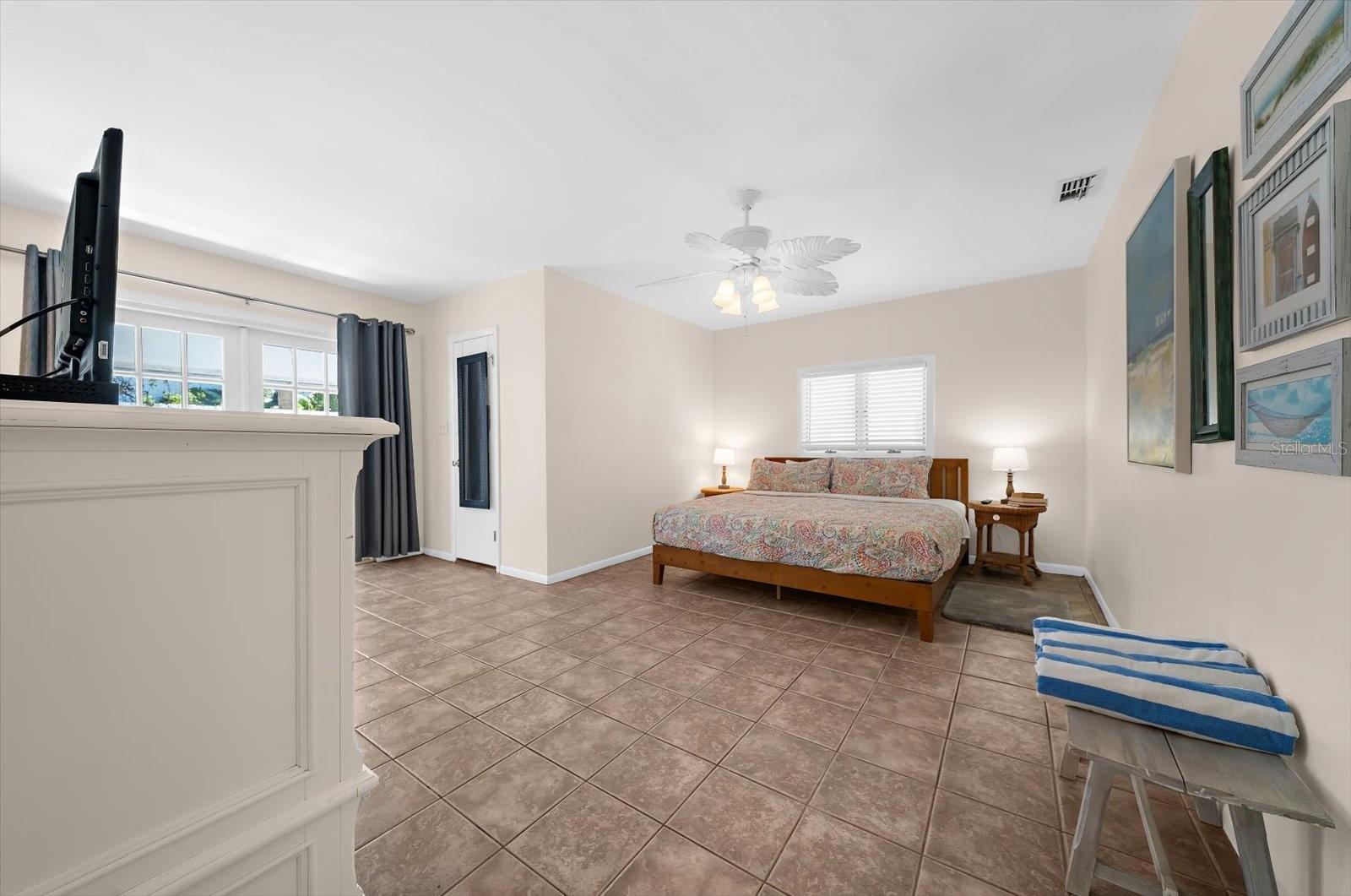 19 CAMBRIA STREET, Clearwater, FL 33767