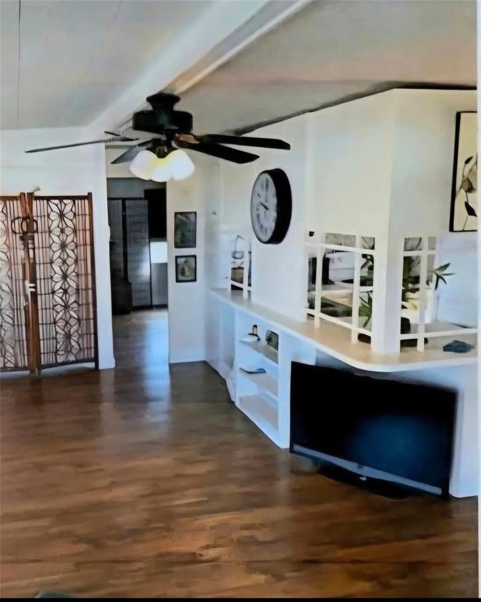 4851 W GANDY BOULEVARD, #B9L31, Tampa, FL 33611 4851 W GANDY BOULEVARD, #B9L31, Tampa, FL 33611