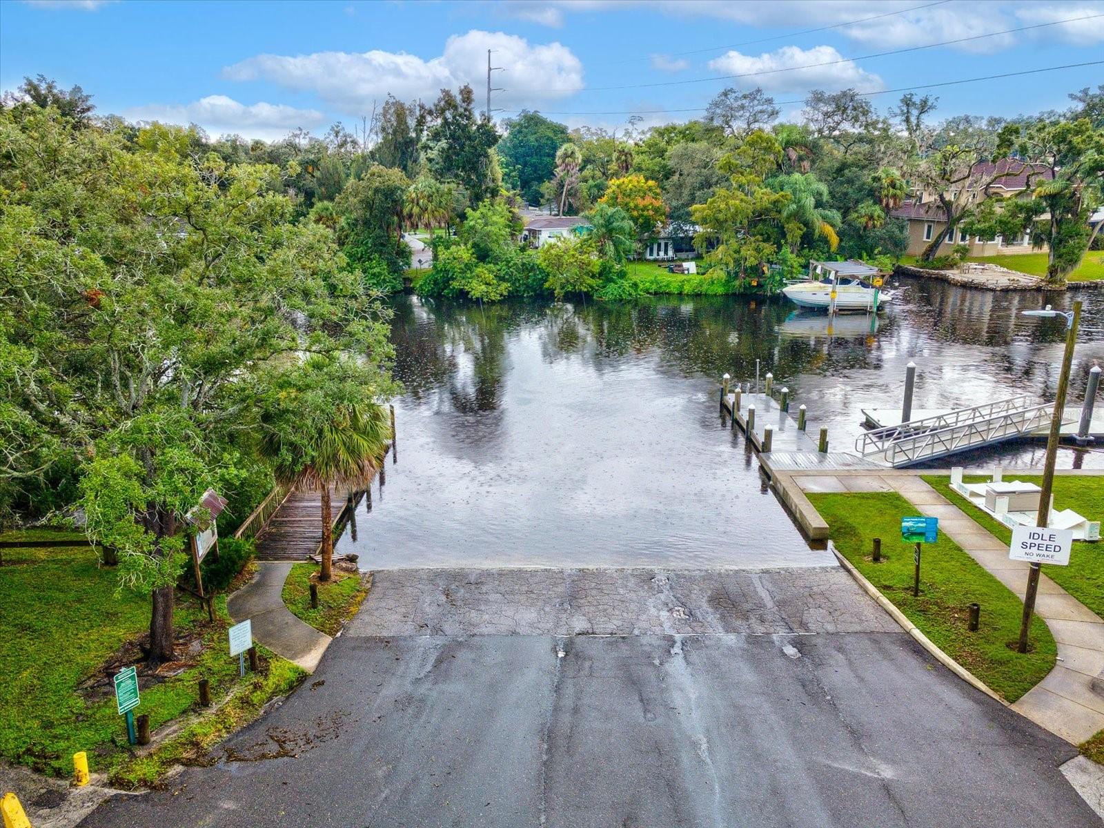 910 E ESKIMO AVENUE, Tampa, FL 33604