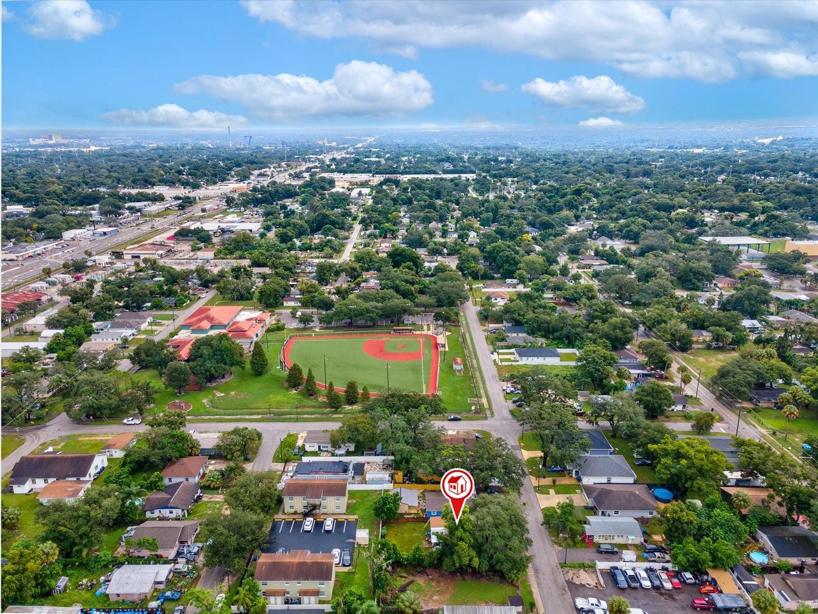 910 E ESKIMO AVENUE, Tampa, FL 33604