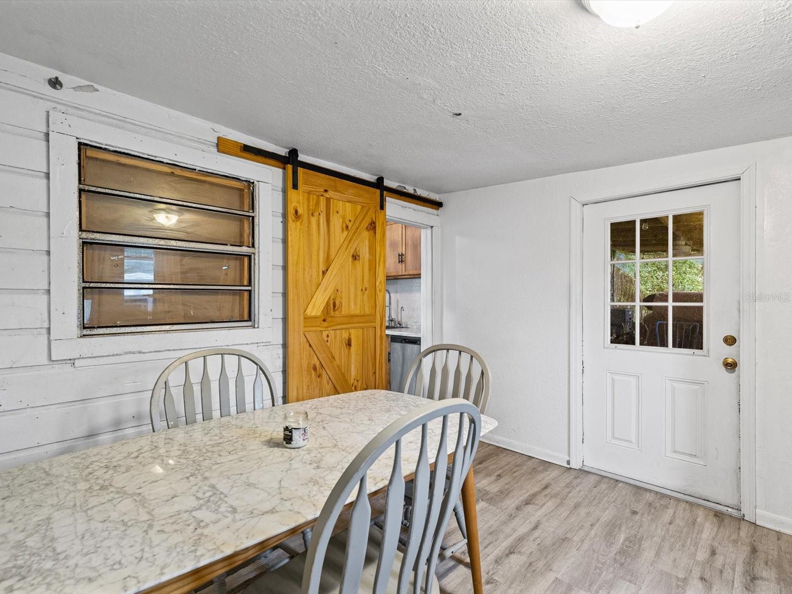 910 E ESKIMO AVENUE, Tampa, FL 33604