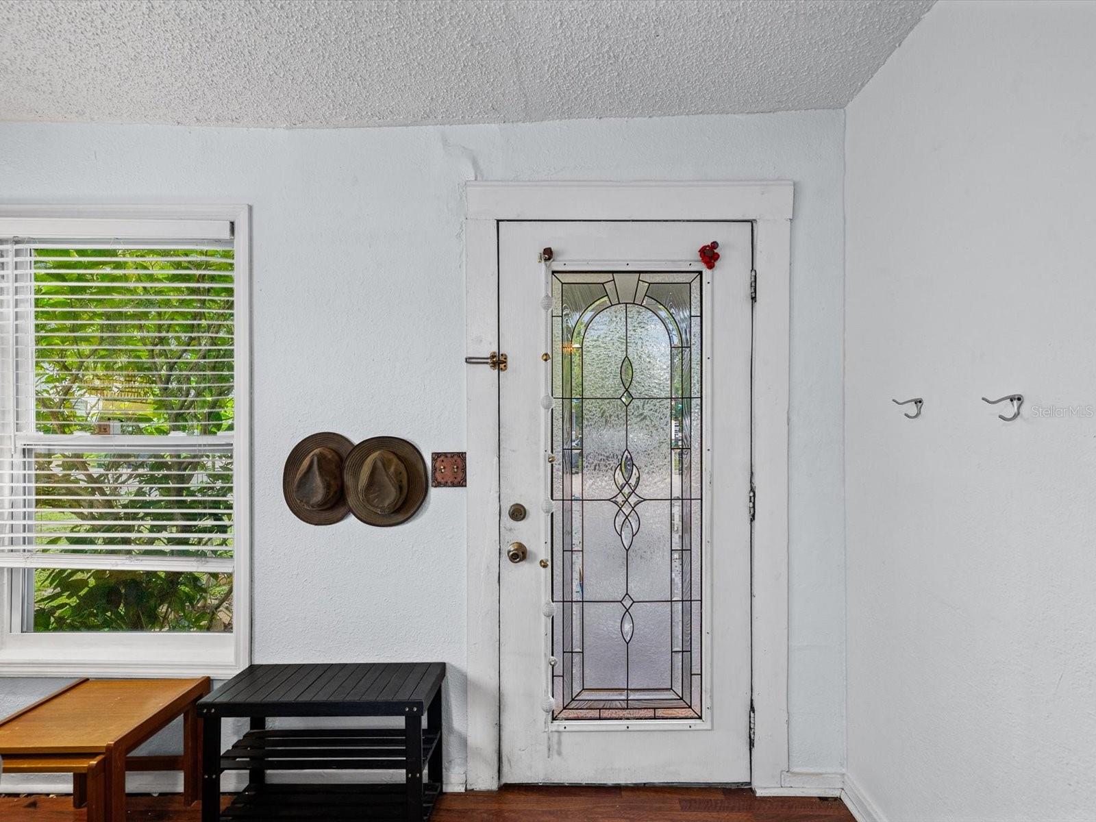 910 E ESKIMO AVENUE, Tampa, FL 33604