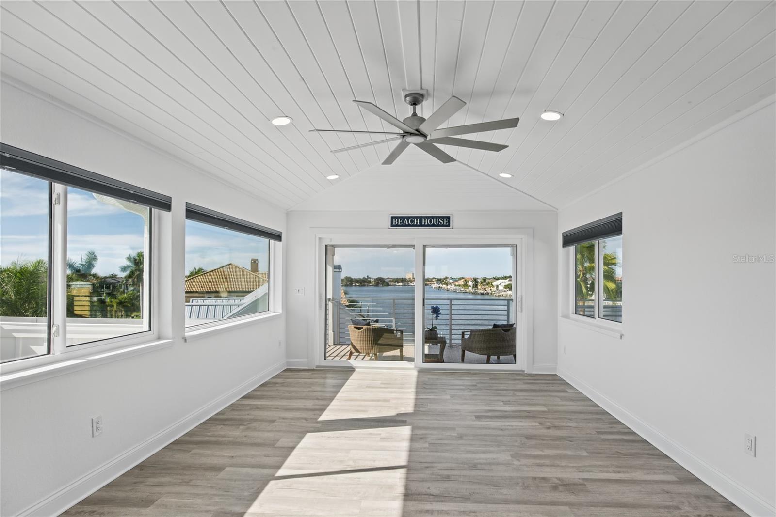 2813 KIPPS COLONY DRIVE S, Gulfport, FL 33707