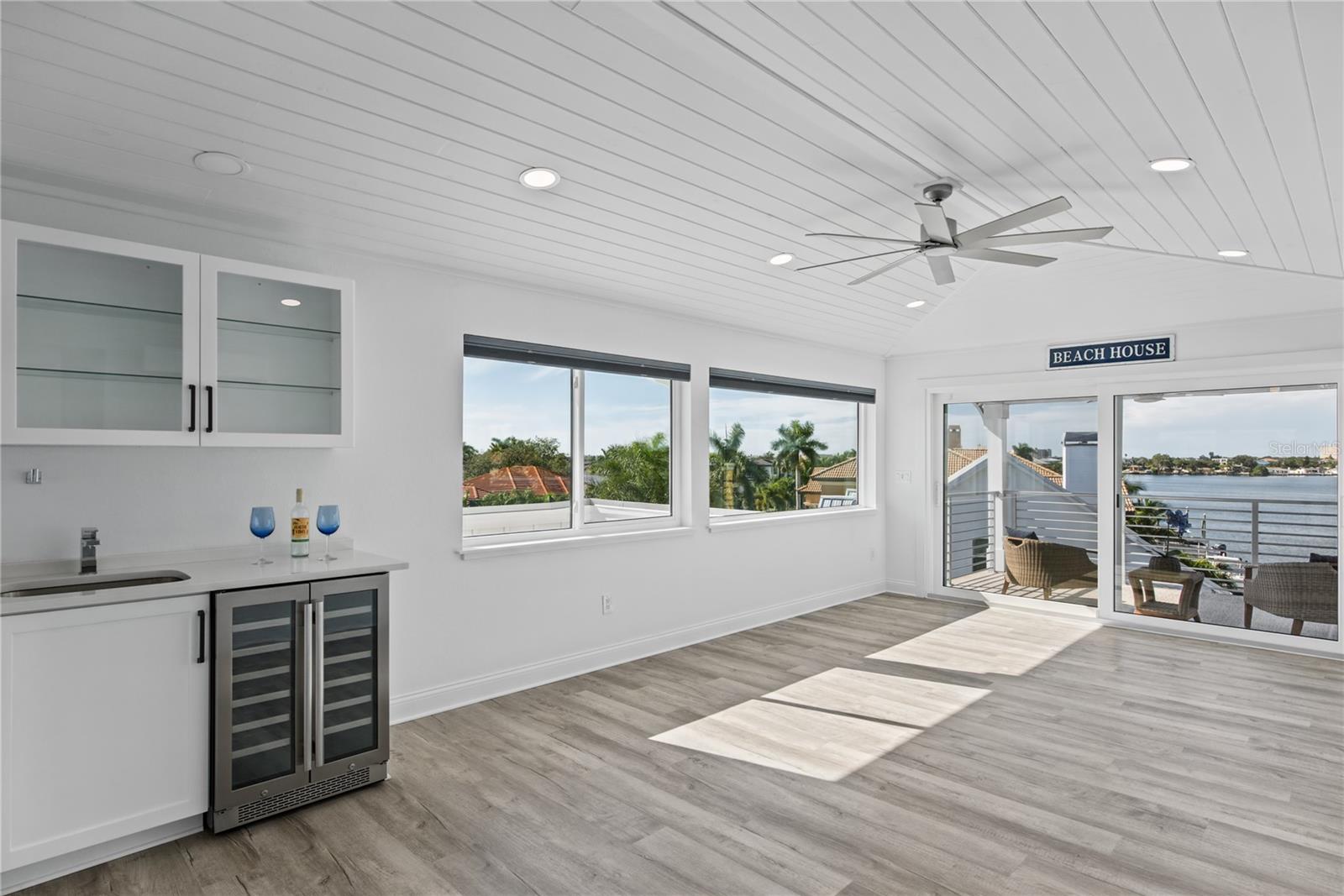 2813 KIPPS COLONY DRIVE S, Gulfport, FL 33707
