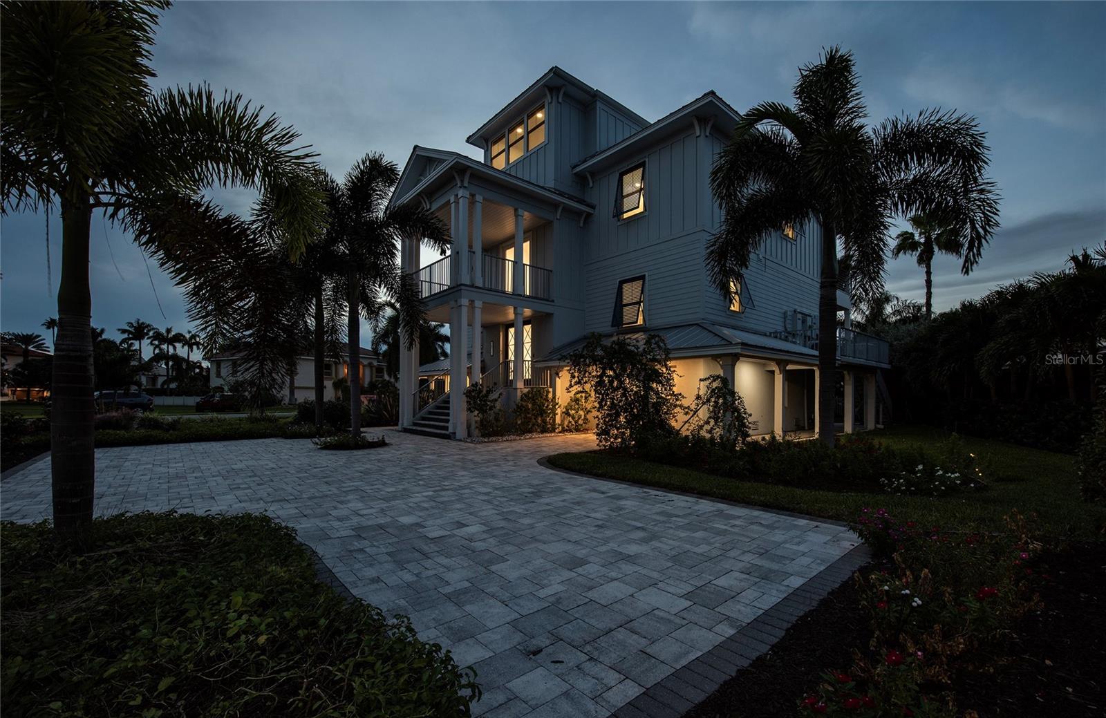 2813 KIPPS COLONY DRIVE S, Gulfport, FL 33707
