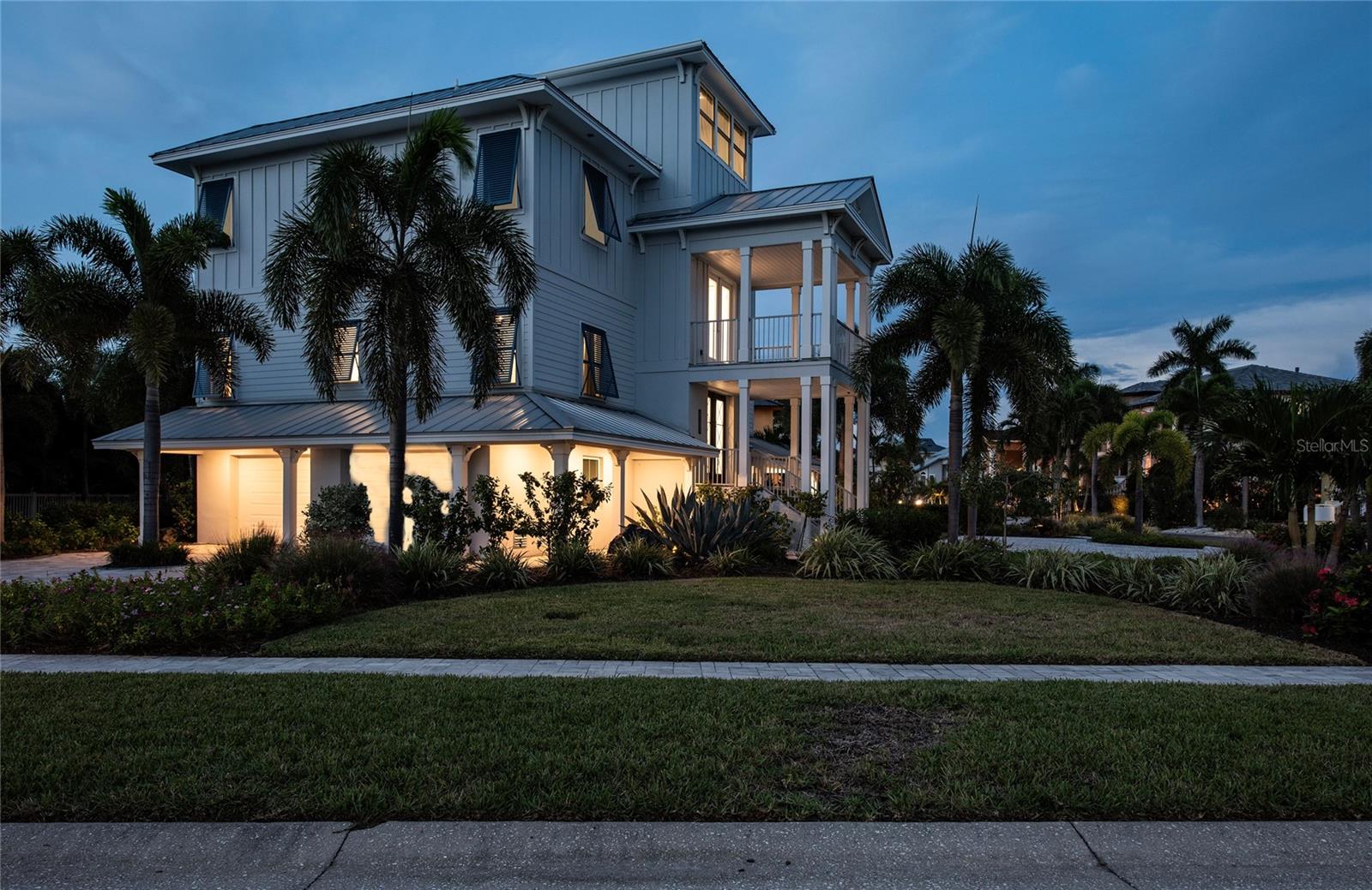 2813 KIPPS COLONY DRIVE S, Gulfport, FL 33707