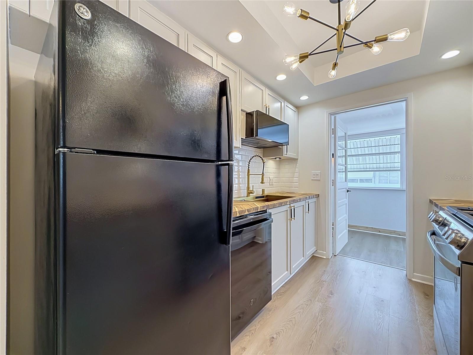 6100 21ST STREET N, #17, St Petersburg, FL 33714