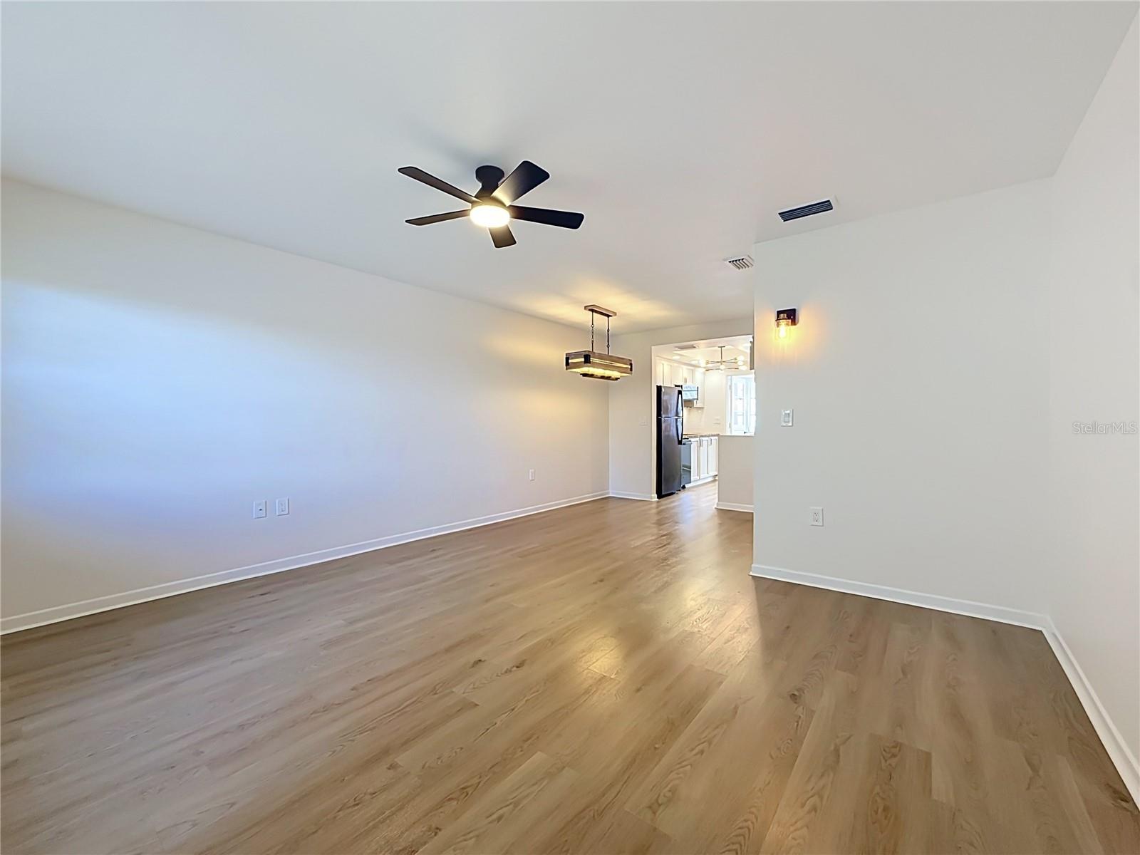 6100 21ST STREET N, #17, St Petersburg, FL 33714