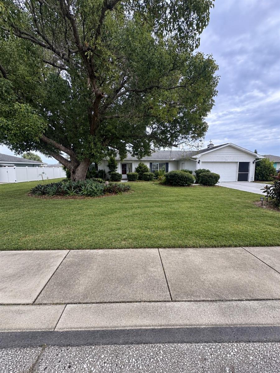 1731 COCO PALM CIRCLE, Sun City Center, FL 33573