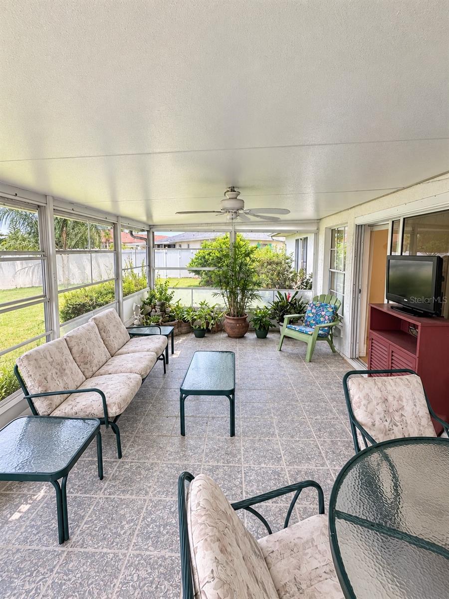 1731 COCO PALM CIRCLE, Sun City Center, FL 33573