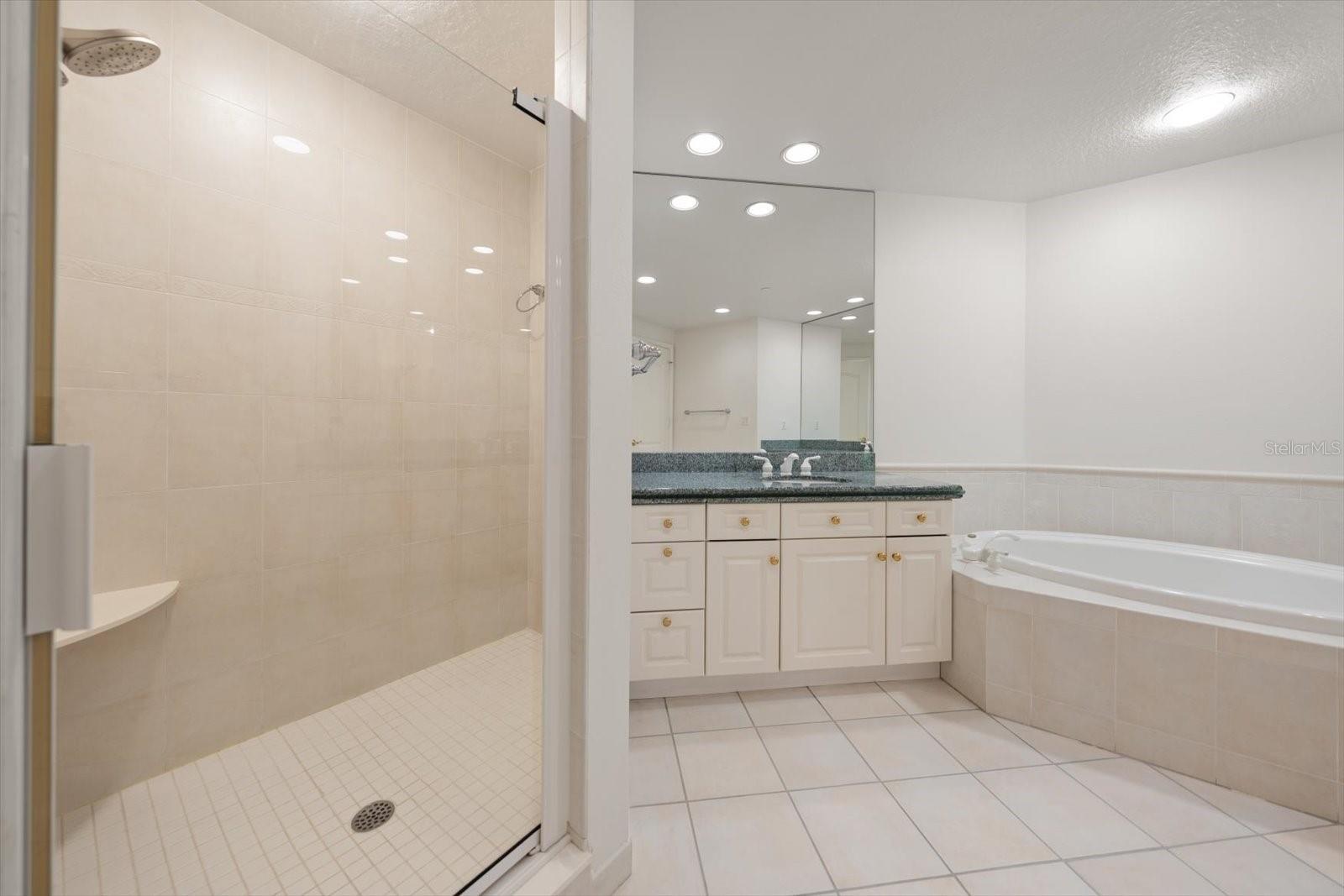 1200 GULF BOULEVARD, #1704, Clearwater, FL 33767