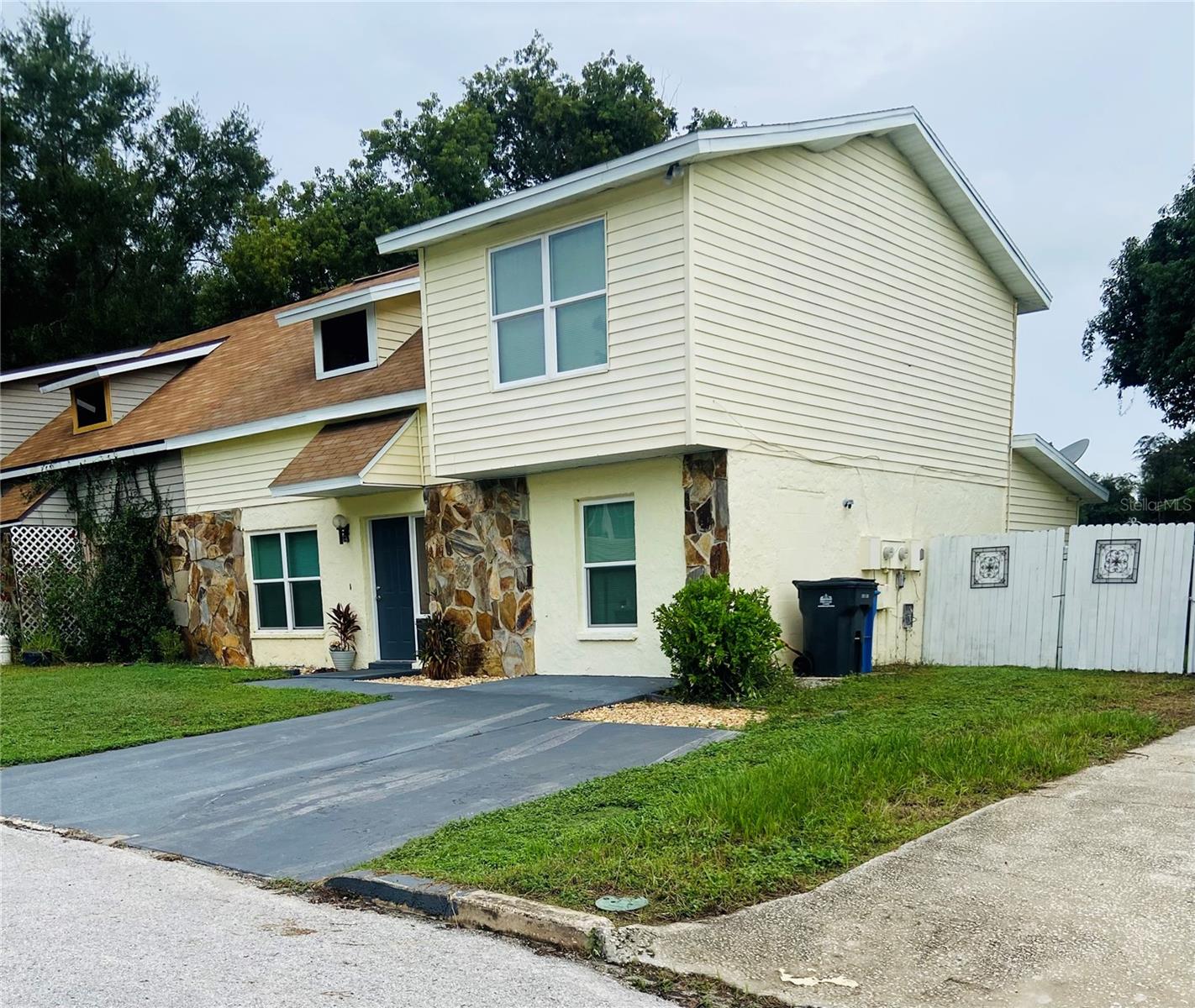 721 GASPARINO COURT, Seffner, FL 33584