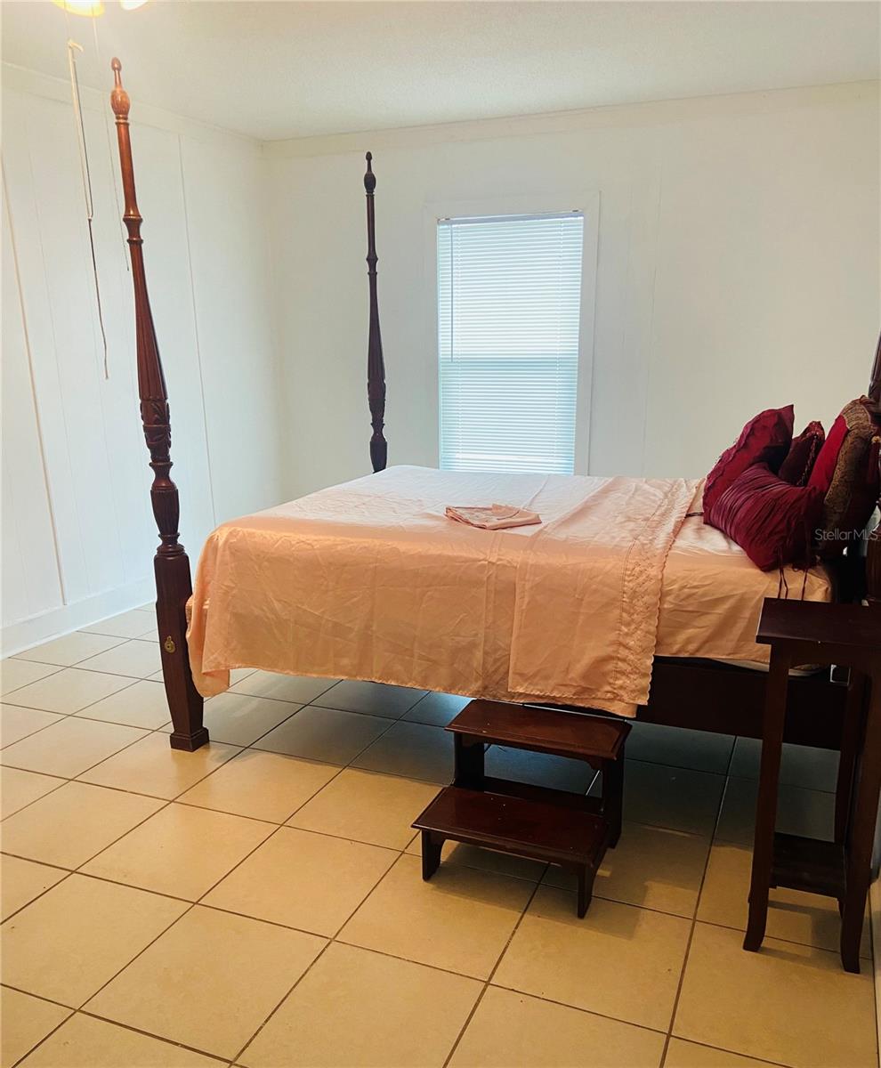 721 GASPARINO COURT, Seffner, FL 33584