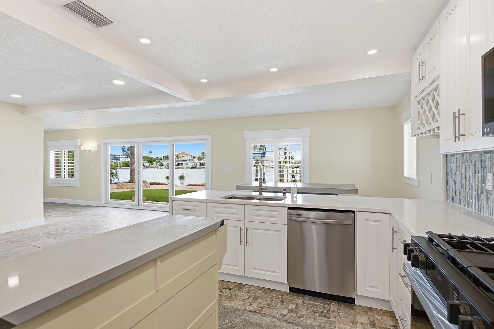 14223 E PARSLEY DRIVE, Madeira Beach, FL 33708