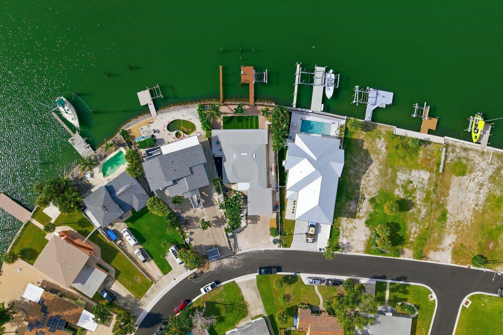 14223 E PARSLEY DRIVE, Madeira Beach, FL 33708