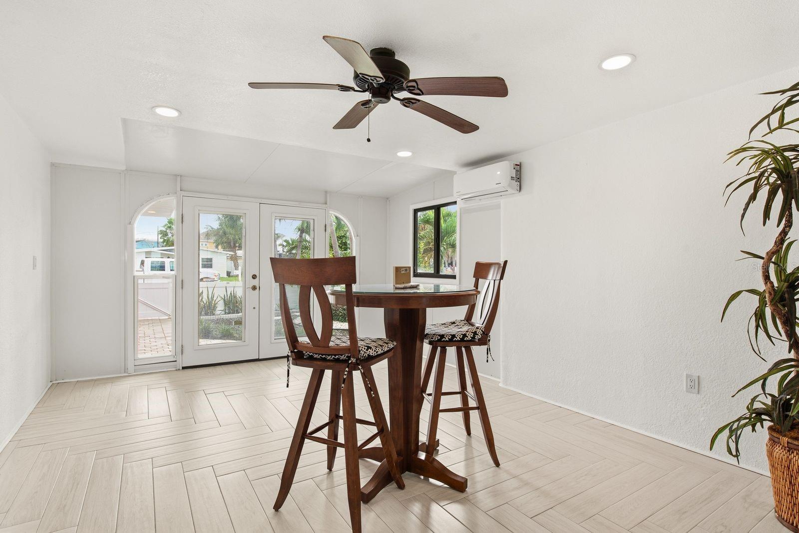 14223 E PARSLEY DRIVE, Madeira Beach, FL 33708