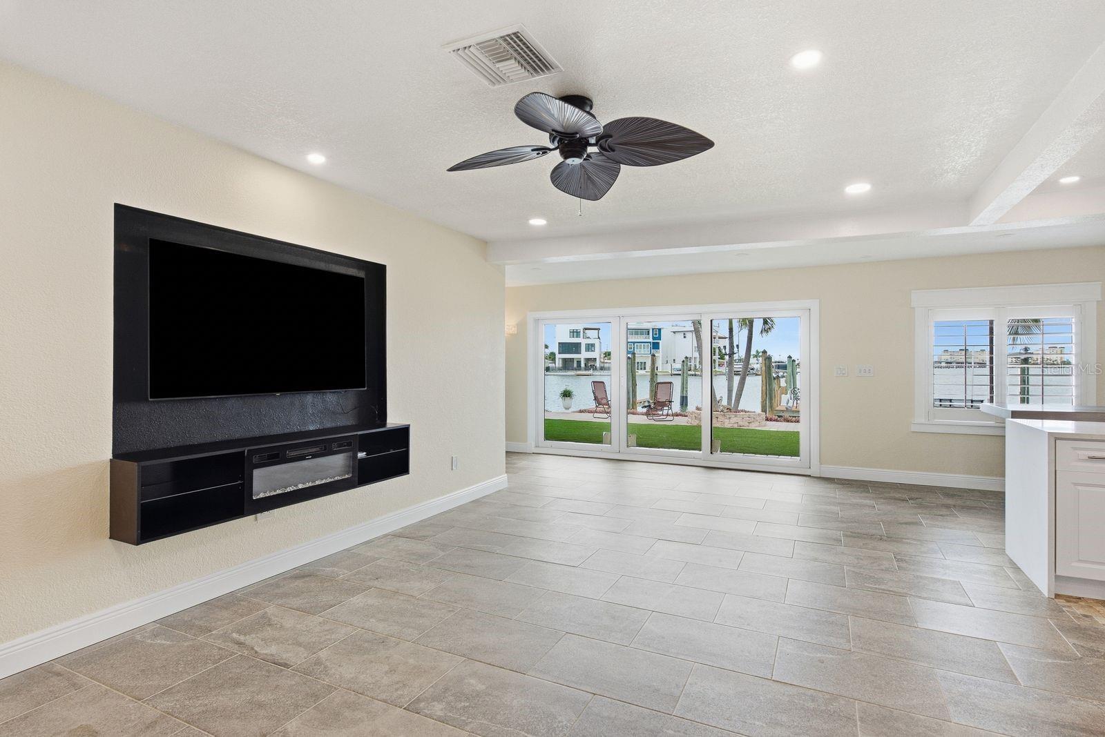 14223 E PARSLEY DRIVE, Madeira Beach, FL 33708