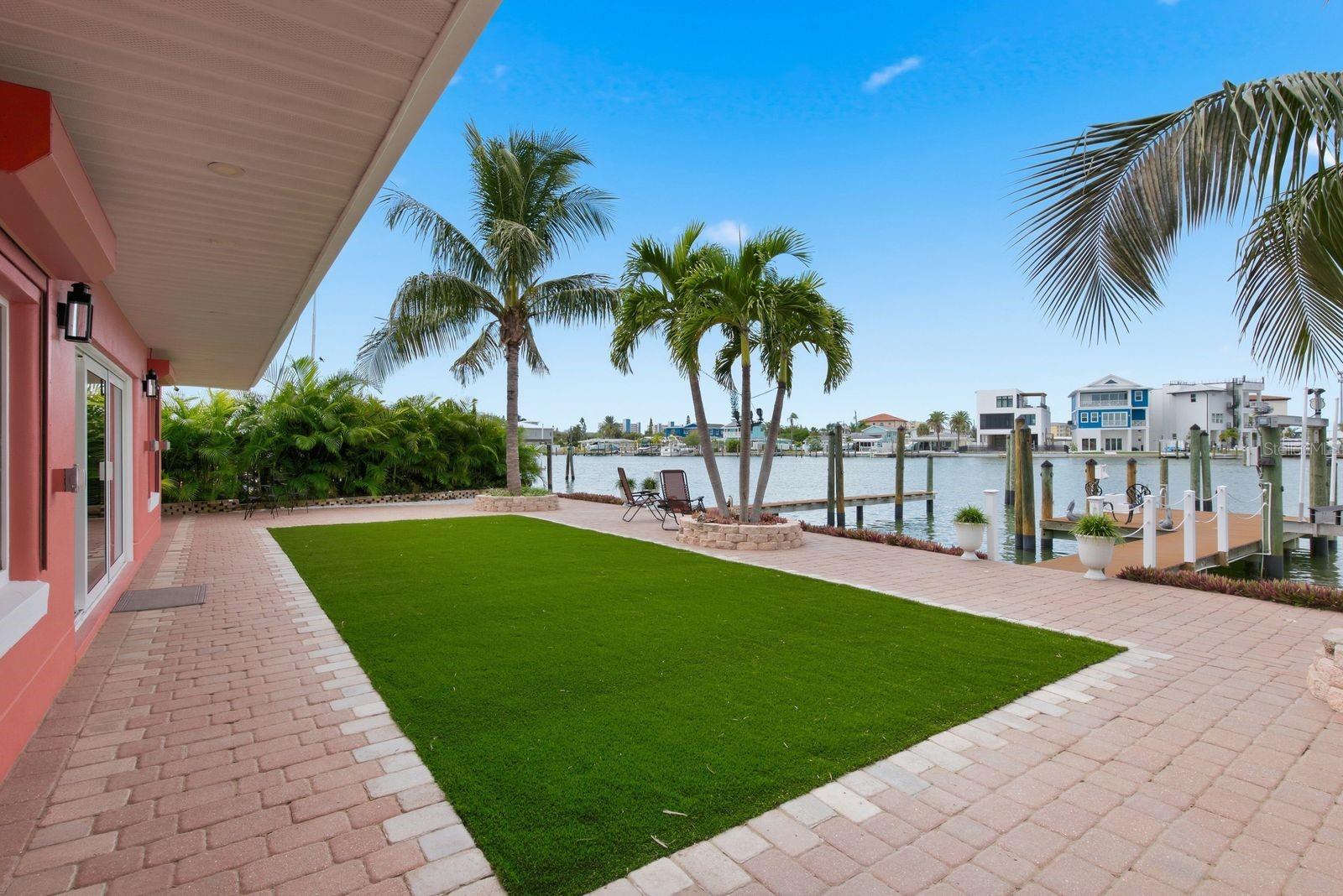14223 E PARSLEY DRIVE, Madeira Beach, FL 33708