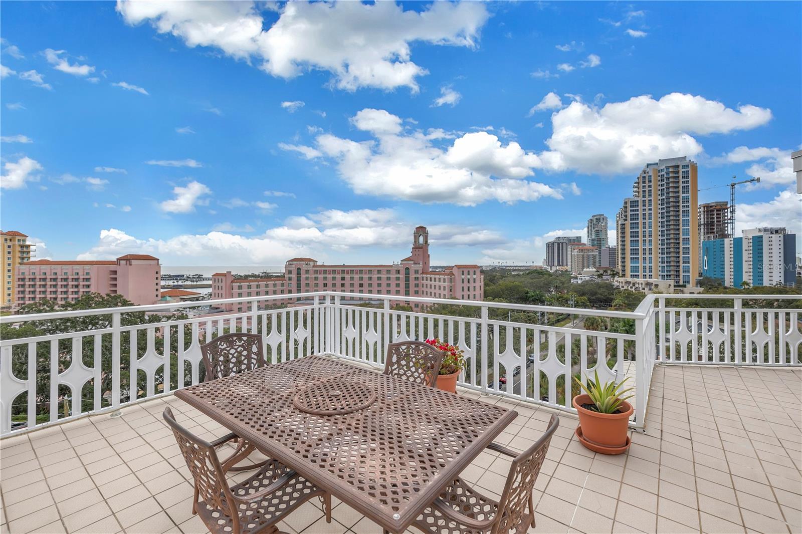700 BEACH DRIVE NE, #201, St Petersburg, FL 33701
