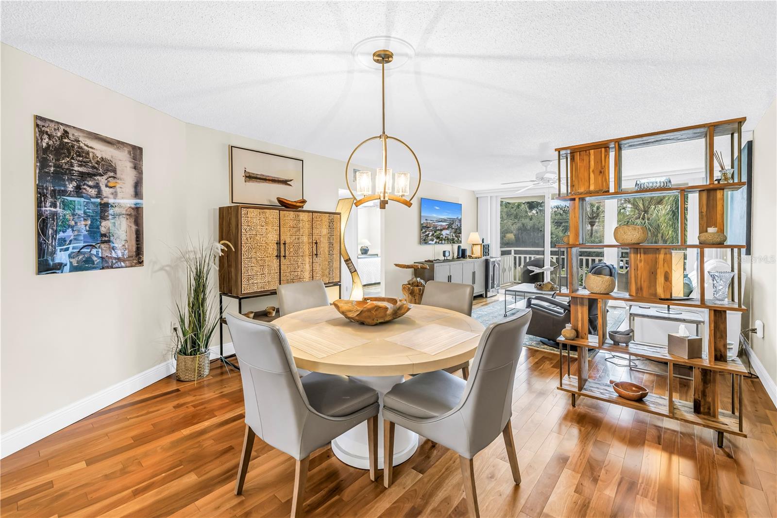 700 BEACH DRIVE NE, #201, St Petersburg, FL 33701
