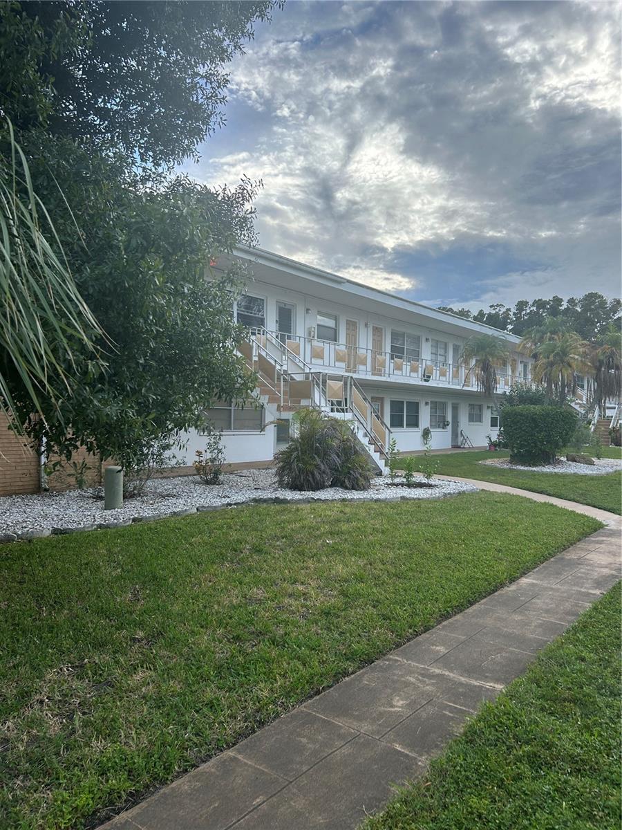 5940 21ST STREET N, #11, St Petersburg, FL 33714