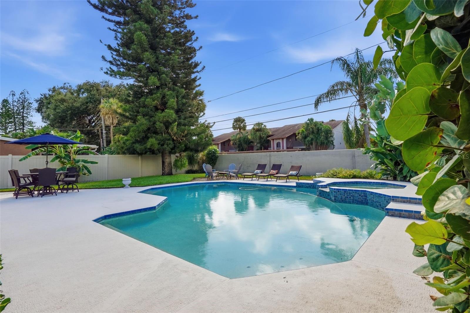 8430 7TH STREET N, St Petersburg, FL 33702