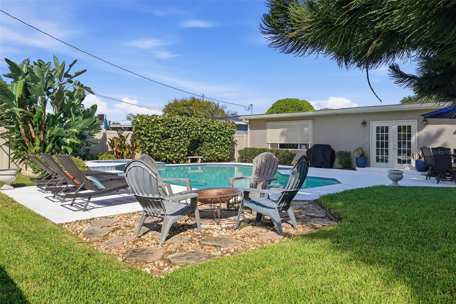 8430 7TH STREET N, St Petersburg, FL 33702