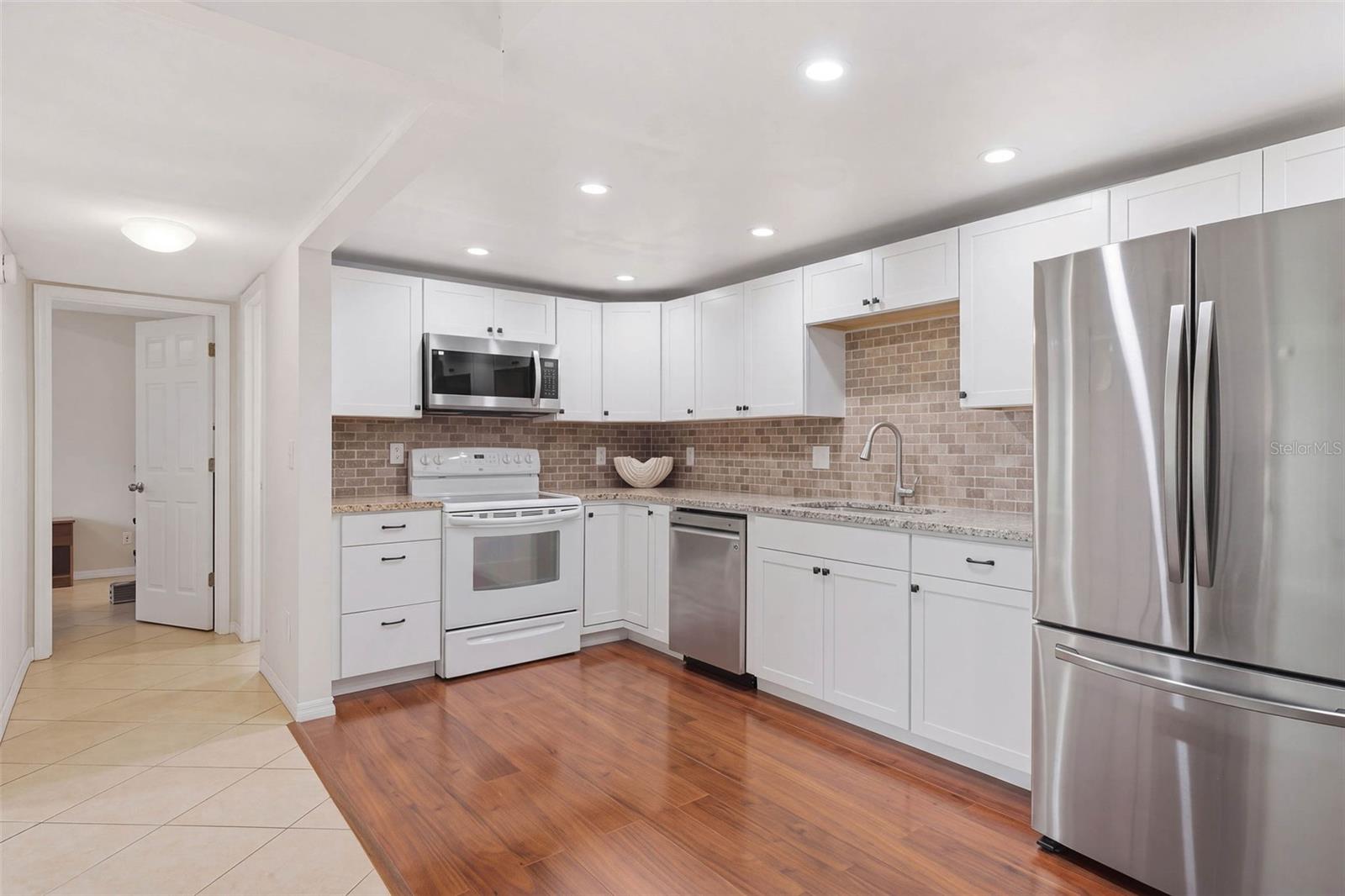 1799 N HIGHLAND AVENUE, #163, Clearwater, FL 33755 1799 N HIGHLAND AVENUE, #163, Clearwater, FL 33755