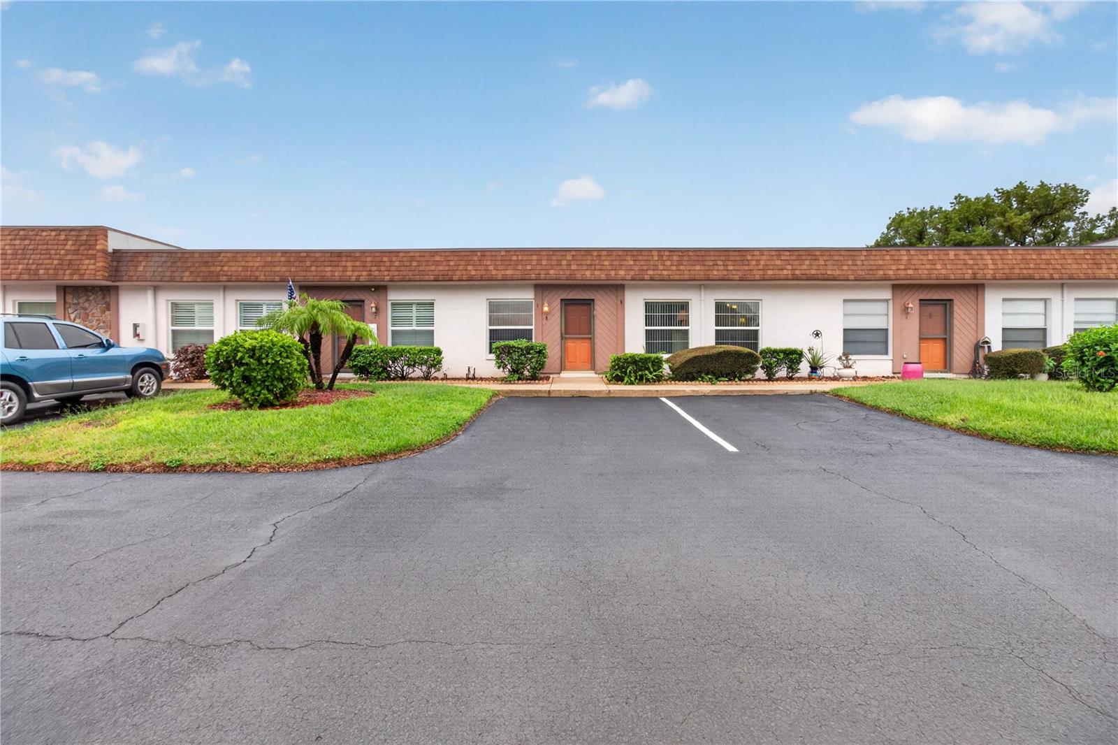 6176 CHESHAM DRIVE, #8, New Port Richey, FL 34653